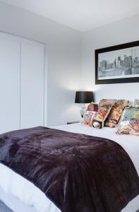 single-room-cropped